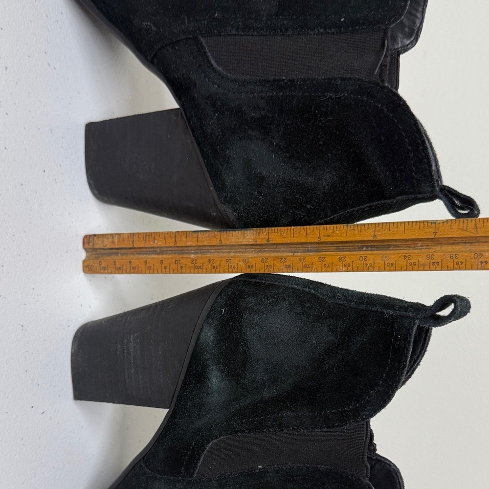 MICHAEL Michael Kors Black Suede Ankle Booties - Picture 2 of 6